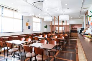Vessel Hotel Kanda Kitakyushu Airport - Dining Options