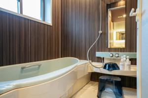 Weskii Hotel - Dining and Breakfast Options