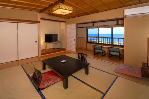 Atami Onsen Nagahamaen - Guest Reviews and Ratings