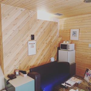 Castle 15 - Check-in and Check-out Procedures