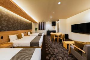 GRAND BASE -Nagoya Chiyokura- - Accessibility and Nearby Attractions