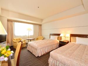 Grand Hotel Hamamatsu - Location and Transportation