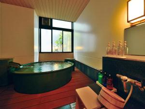 Hadano Yugawara Onsen Manyo No Yu - Frequently Asked Questions