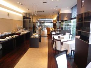 Hiroshima Intelligent Hotel Annex - Dining and Culinary Offerings