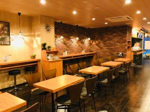 HOTEL LiVEMAX Nagoya Sakuradoriguchi - Frequently Asked Questions