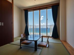 Hotel Miyuki Beach - Dining Options