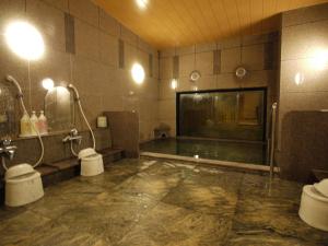 Hotel Route-Inn Hisai Inter - Guest Policies and Recommendations