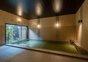 Hotel Route-Inn Ichihara - Getting There