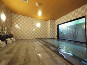 Hotel Route-Inn Suzuka - Policies and Guest Considerations