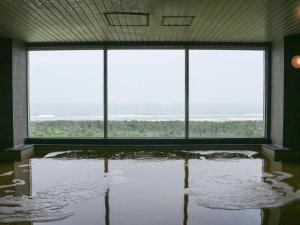 Hotel Shirako Sunrize Otsuka - Exploring the Surrounding Area