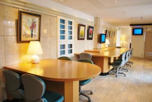 Hotel Yokosuka - Nearby Attractions and Activities