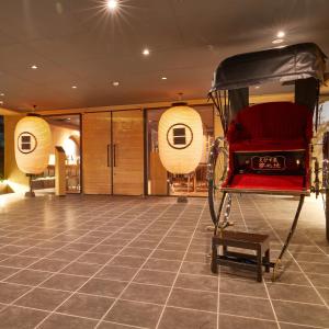 KAMAKURA Hotel - Amenities and Services
