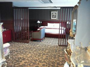King Ambassador Hotel Kumagaya - Policies and Fees