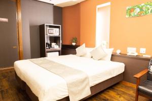 Nami No Ue Crystal Hotel - Nearby Attractions