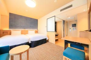 Richmond Hotel Himeji - Room Features and Furnishings