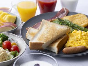 Richmond Hotel Nagoya Nayabashi - Accessibility and Facilities
