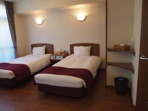 Senkei Plaza - Amenities and Services