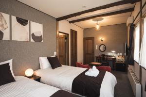 Shinkyo Inn - Convenient Location