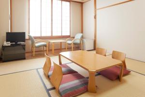 Sunrise Awaji - Accommodation Options