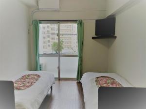 Sunset Hills Inn Naha - Location and Attractions