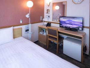 Toyoko Inn Tsuchiura Station East Exit - Nearby Attractions