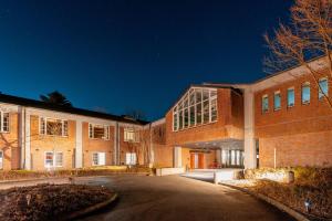 Wealthy Home Cultural Center - Guest Ratings and Feedback