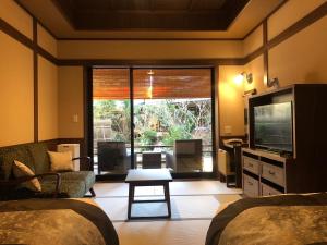 Yukairo Kikuya - Surrounding Attractions and Scenery