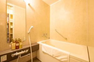 Hiroshima City Cultural Exchange Hall - Additional Services and Facilities