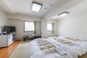 Hotel Airport Komatsu - Transportation Options
