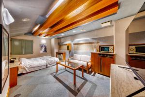 Hotel N (Adult Only) - Frequently Asked Questions