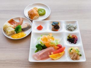 LiVEMAX RESORT Atami Sea Front - Dining and Food Offerings