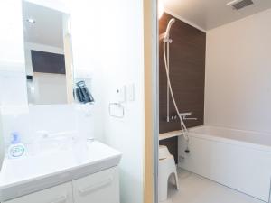 Maruka Stone Pillar Island - Safety and Security Features