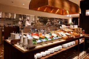 Nishitetsu Grand Hotel - Dining Options