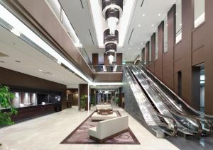 Palace Hotel Omiya - Nearby Attractions and Transportation