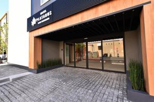 Platanus Hotel Shin-Yokohama - Nearby Attractions and Accessibility