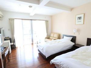 Ponshonirakunaikani - Nearby Attractions and Activities