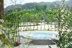 ROYAL CHESTER NAGASAKI Hotel&Retreat - About ROYAL CHESTER NAGASAKI