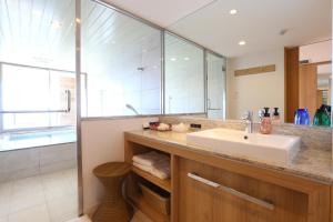 Shiosai Resort Kamogawa - Accessibility and Policies