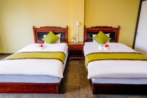 Shuanglongju Hotel - Child and Pet Policies