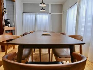 Togari Inn Suites - Getting There