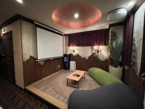 Yokohama Machida Store Adult Only - Booking and Discounts