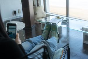 1999/hotel - Check-in and Check-out