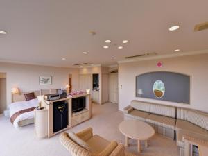 Cocopa Resort Club - Dining Options and Cuisine