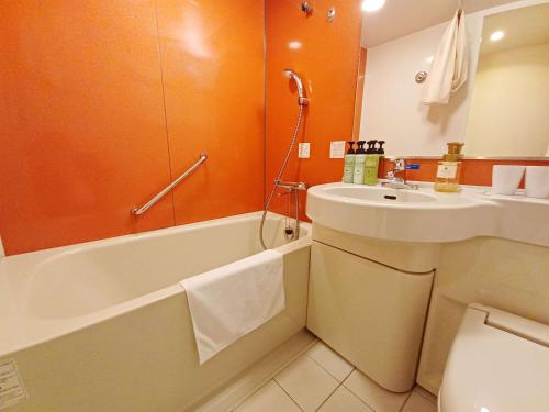 Comfort Inn Munakata - Amenities and Services