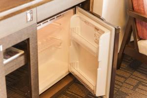 Daiwa Roynet Hotel Hakata-Gion - Nearby Attractions and Dining