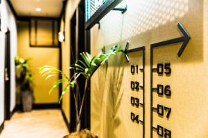 H HOTEL - Room Types and Availability