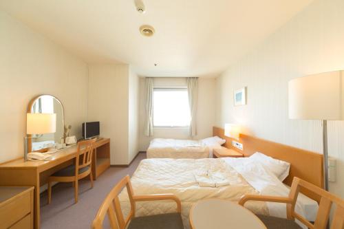 Hiroshima International Youth House JMS Aster Plaza - Ideal for Families and Solo Travelers