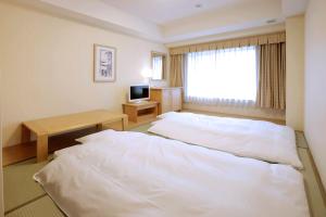 Hotel Emion Tokyo Bay - Nearby Attractions and Activities