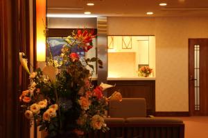 Hotel Oak Forest - Amenities and Services