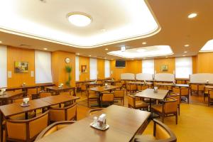 Hotel Route-Inn Nagoya Sakae - Parking Information